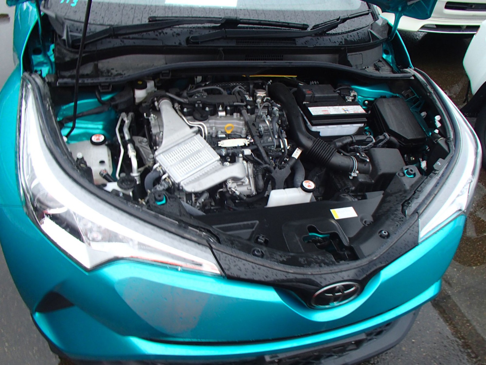 Toyota C-HR Turbo 2016